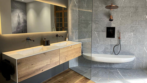 Corian® Duschbank nach Maß – Komfort & Design
